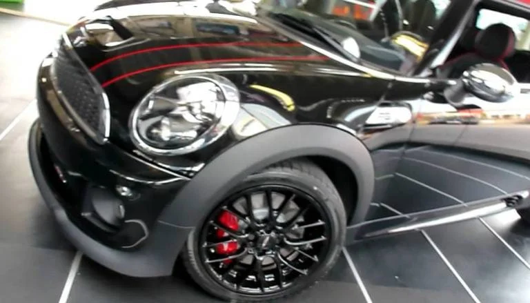 Mini Cooper Towing Capacity – How Much Can You Tow with MINIs?